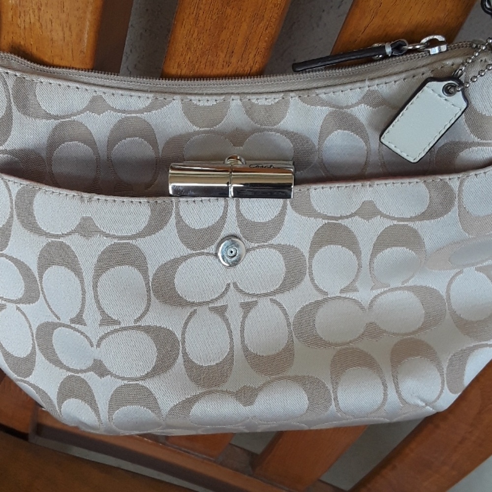 COACH Madison Mini Date night - Picture 3 of 8